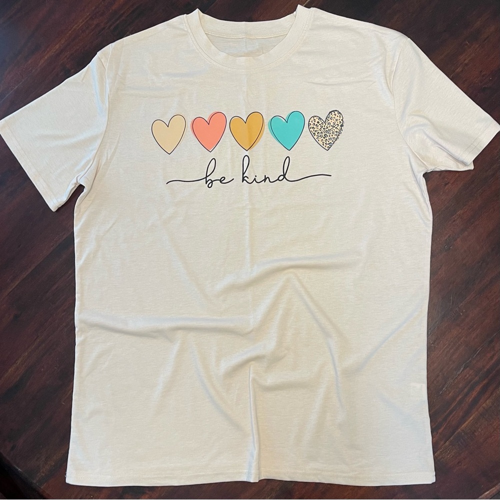 BE KIND graphic tee Size XXL - Picture 4 of 4